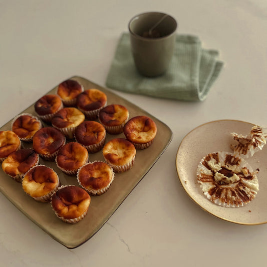 Burnt Cheesecake Muffins